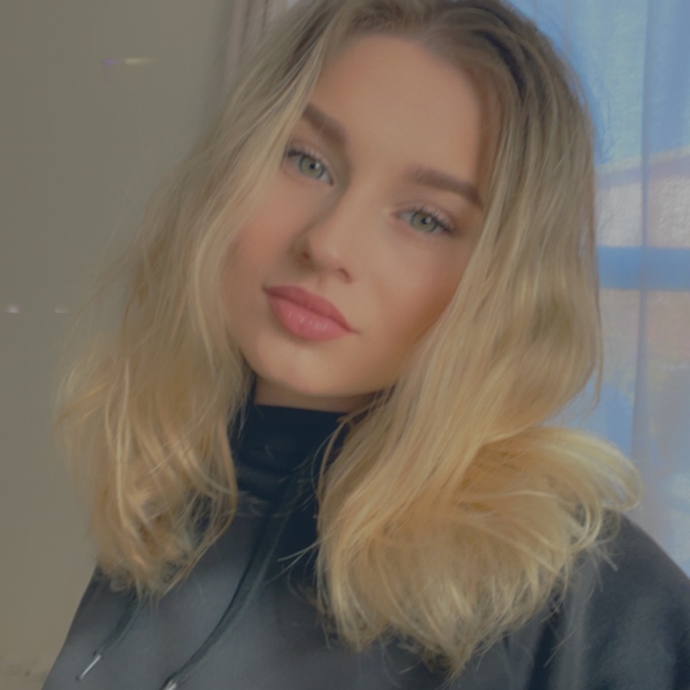 Meet your Posher, Jade